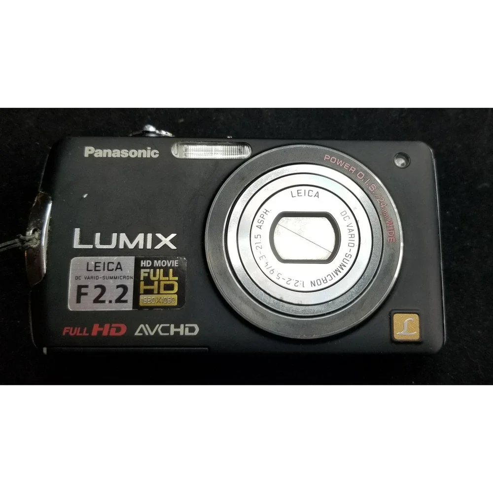 Panasonic Lumix DMC-FX700 Digital Camera 14.1 MP 5x Optical Zoom‎ HD Movie